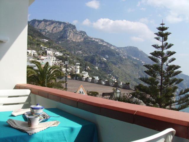 Casa Lux Apartment Praiano Exterior photo